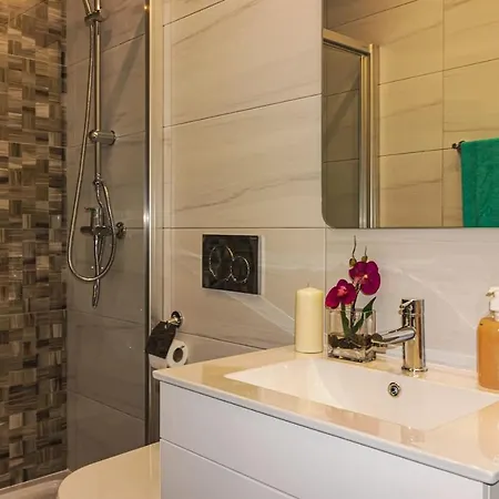 דירה Inviting 2-Bed Apartment In Armacao De Pera Armação de Pêra