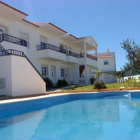 Apartamento Inviting 2-bed In Albufeira