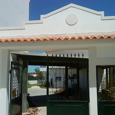 Inviting 2-bed In Apartamento