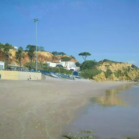 Inviting 2-bed In Albufeira