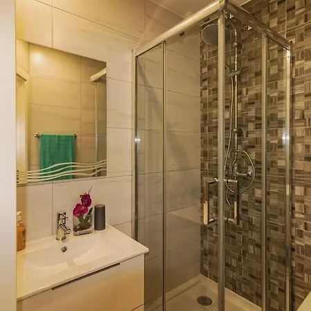 Appartement Inviting 2-Bed Apartment In Armacao De Pera Armação de Pêra